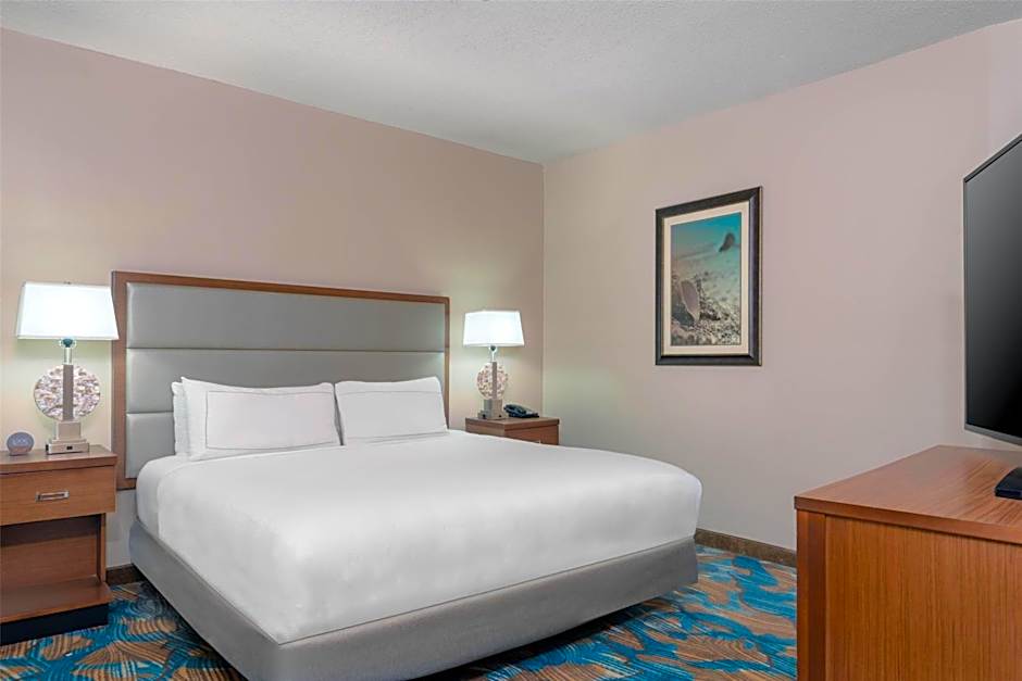 DoubleTree By Hilton Hotel West Palm Beach - Airport