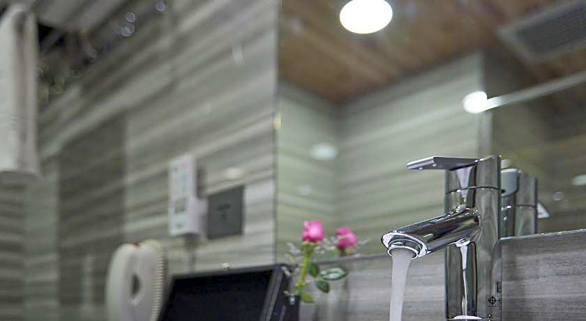 Hotel Bstay - Self Check In