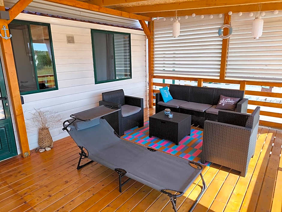 Mobilhome Pakoštane Sea and Sun