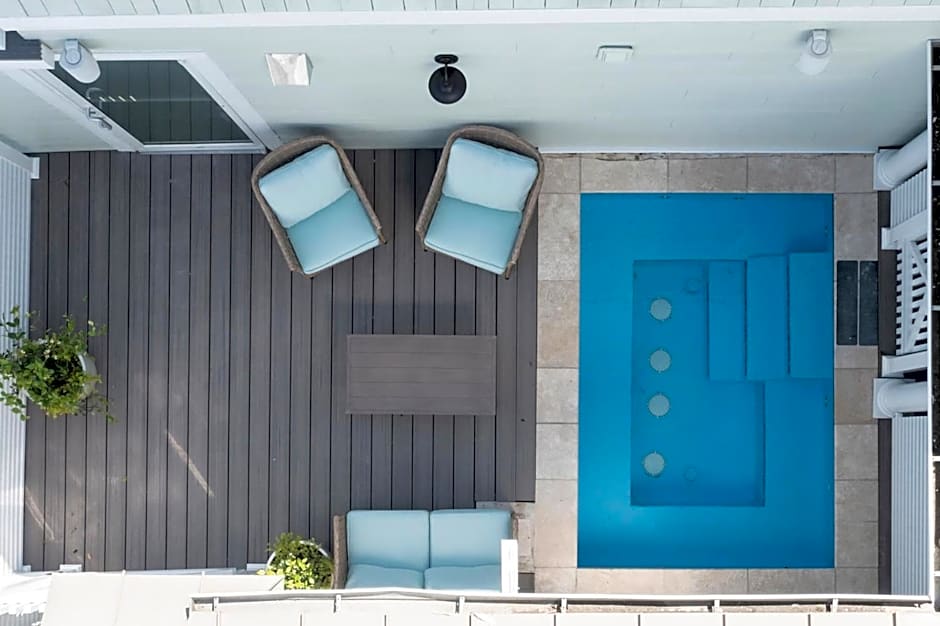 The Waverly 100 Inn at Old Beach