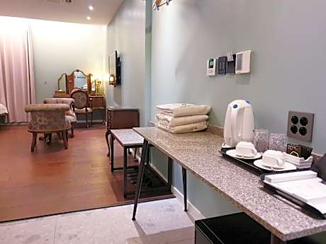 Special offer - Deluxe Triple Room with Late check-in at 19:00