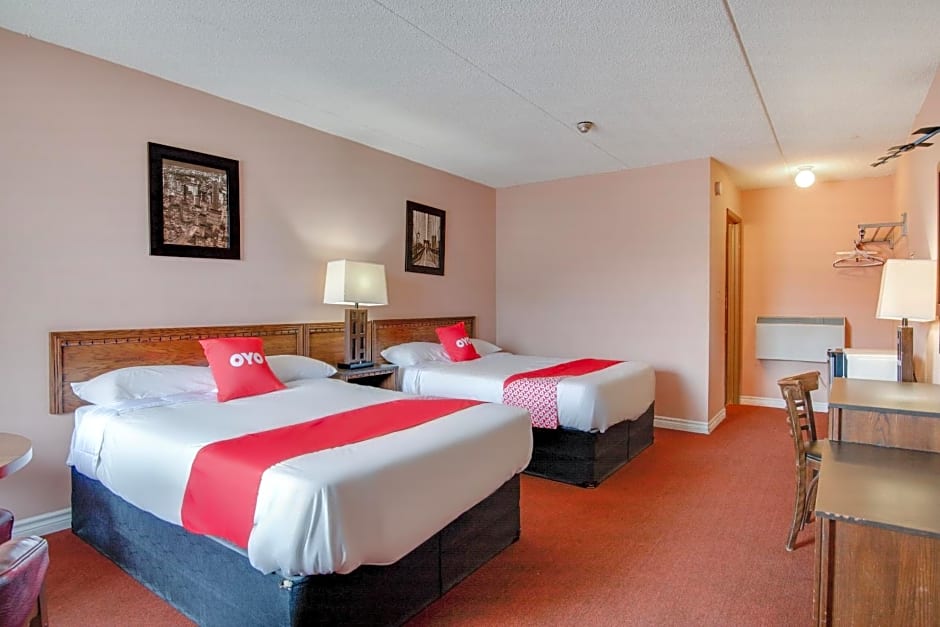 Falls Inn Near Casino Niagara By OYO