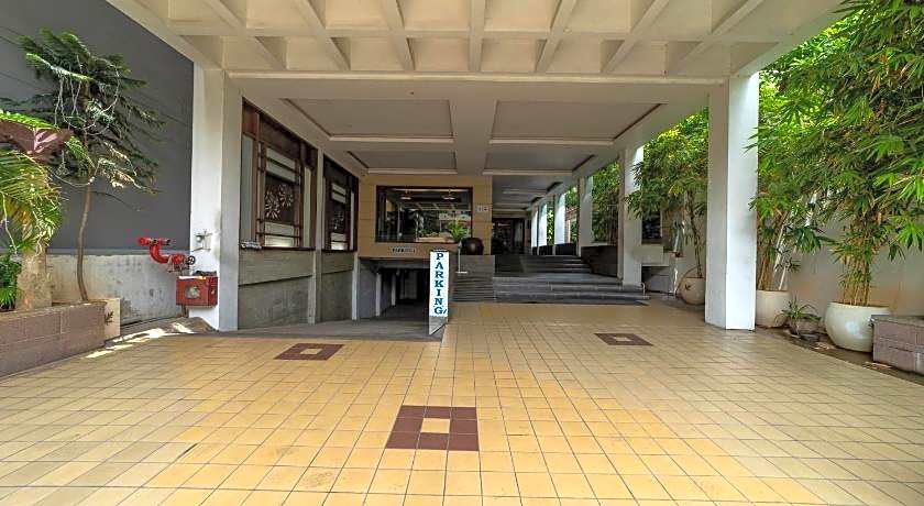 Hotel Abirami Residency