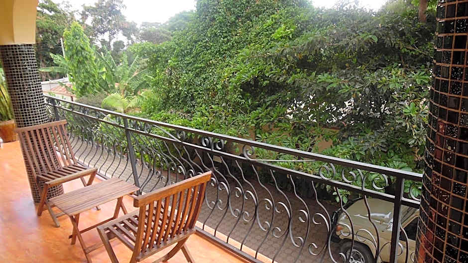 Bright Star Hotel & Safaris