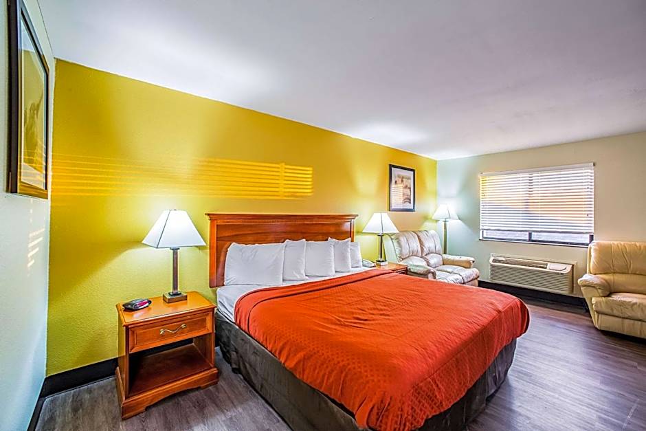 Quality Inn Carbondale University area