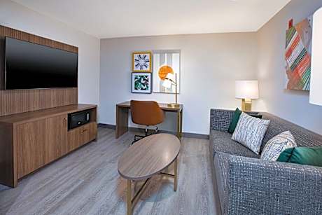 King Suite with Sofa Bed