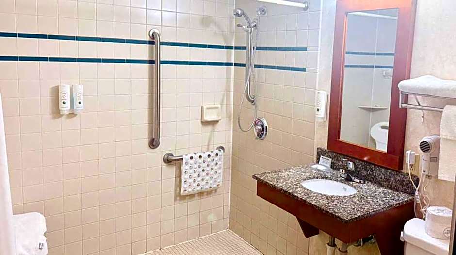 Quality Inn Marshall near University