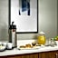 Courtyard by Marriott St. Louis Westport Plaza
