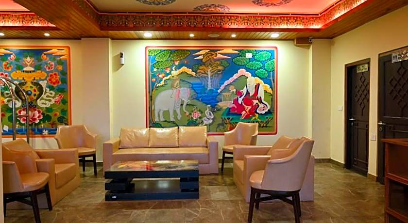 Hotel MMR Manor MG Marg