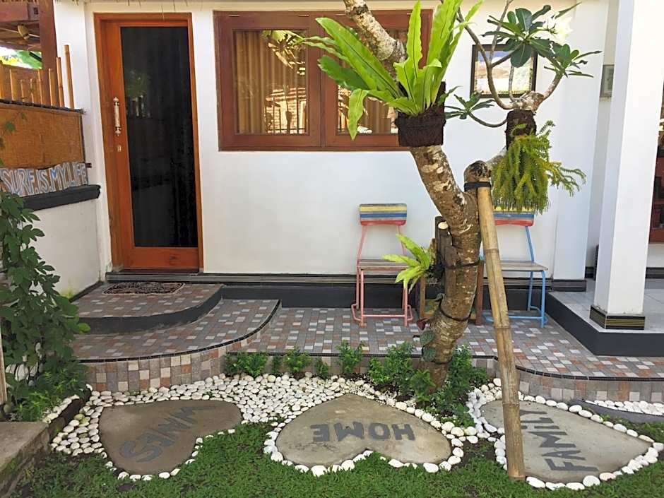 Medewi Secret SurfCamp