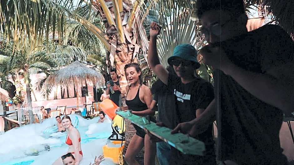 Clandestino Hostel Canggu
