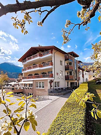 Hotel Tyrol