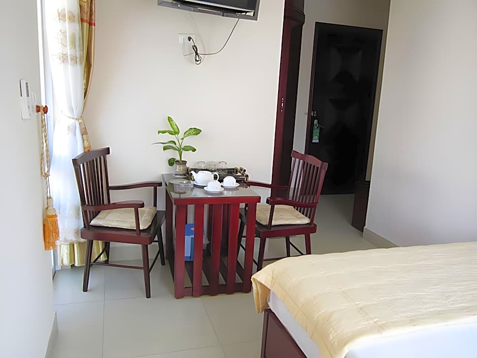 Nhiet Doi Hotel – Tuy Hòa, IL