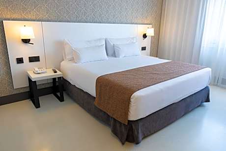 Standard Double Room with Single Use