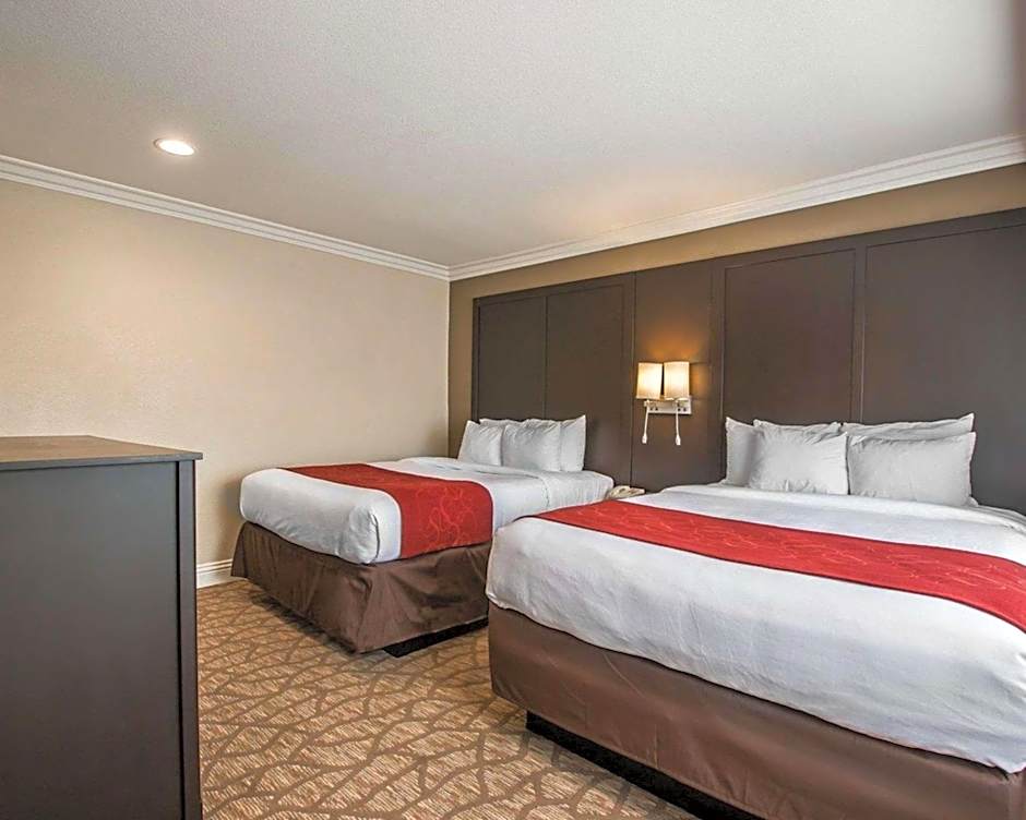 Comfort Suites San Clemente Beach