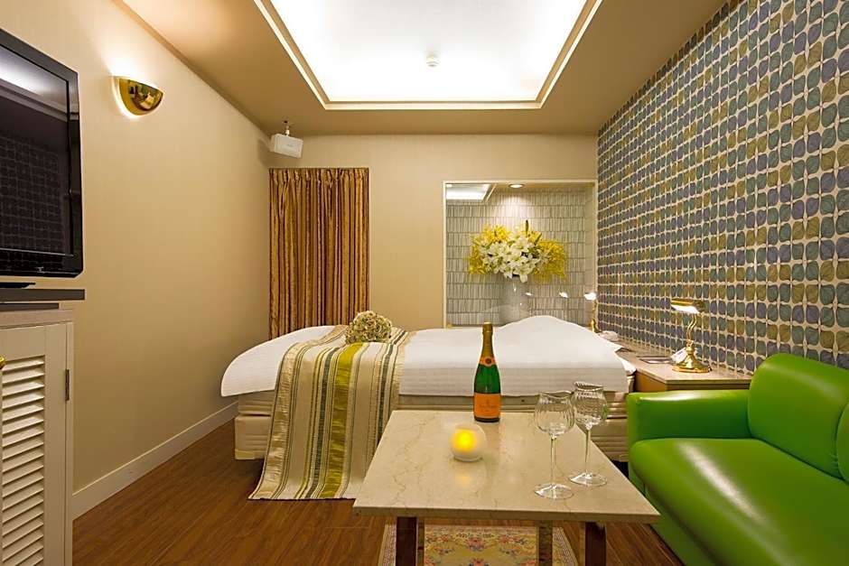HOTEL U's 香櫨園