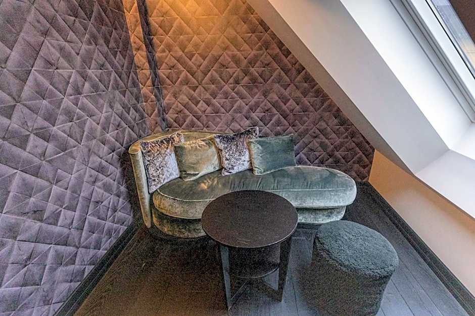Hotel No13