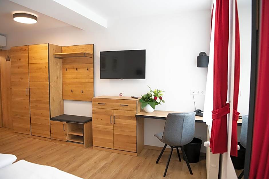 Hotel Zu den Drei Kronen