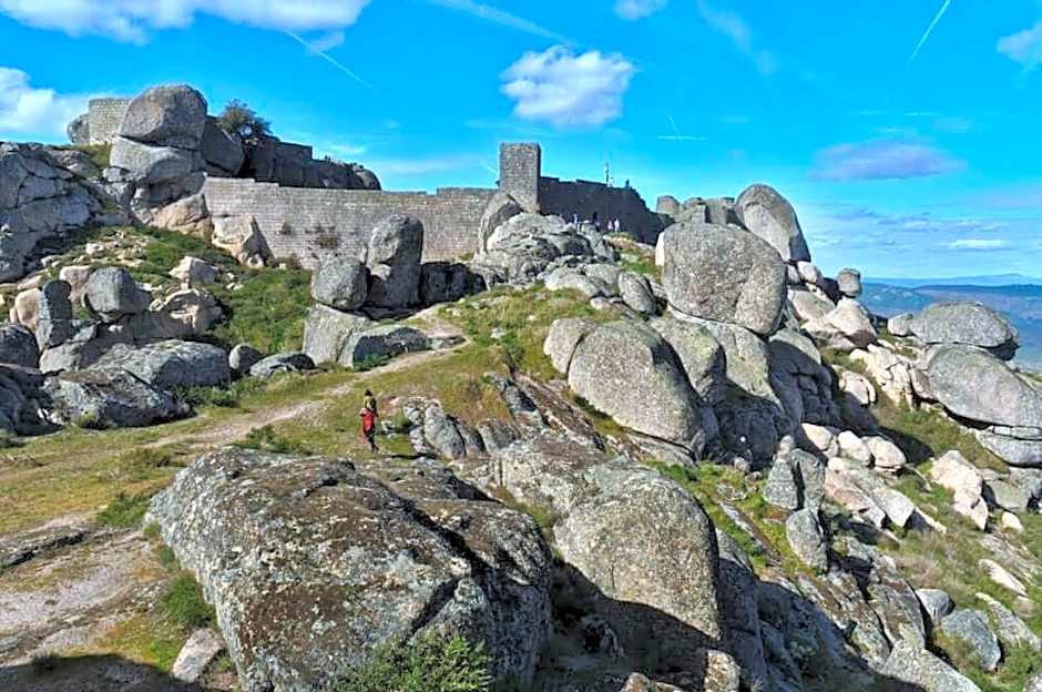 Monsanto GeoHotel Escola