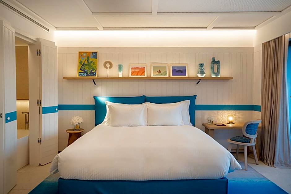 Photo 1 of 9 of Signature Suite