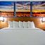 Days Inn & Suites by Wyndham Waterloo