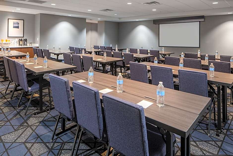 Courtyard by Marriott Decatur