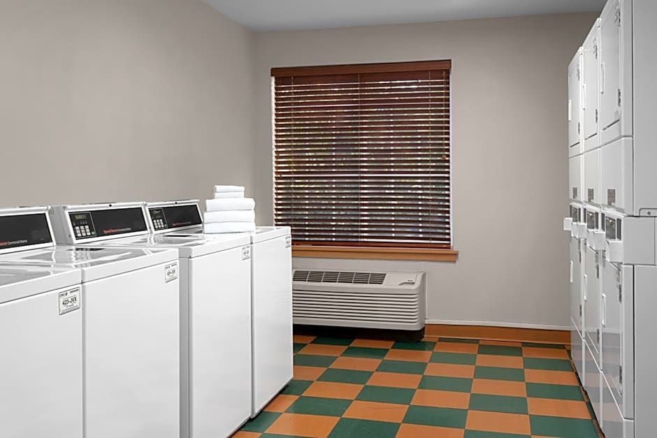 Larkspur Landing Milpitas - An All-Suite Hotel