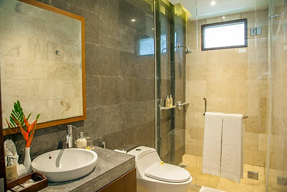 Rajavilla Lombok Resort - Seaside Serenity