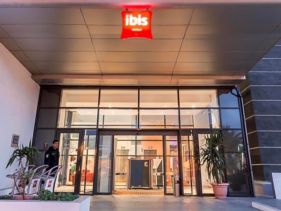 Ibis Oran Les Falaises