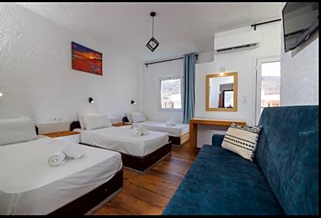 Studio with Balcony