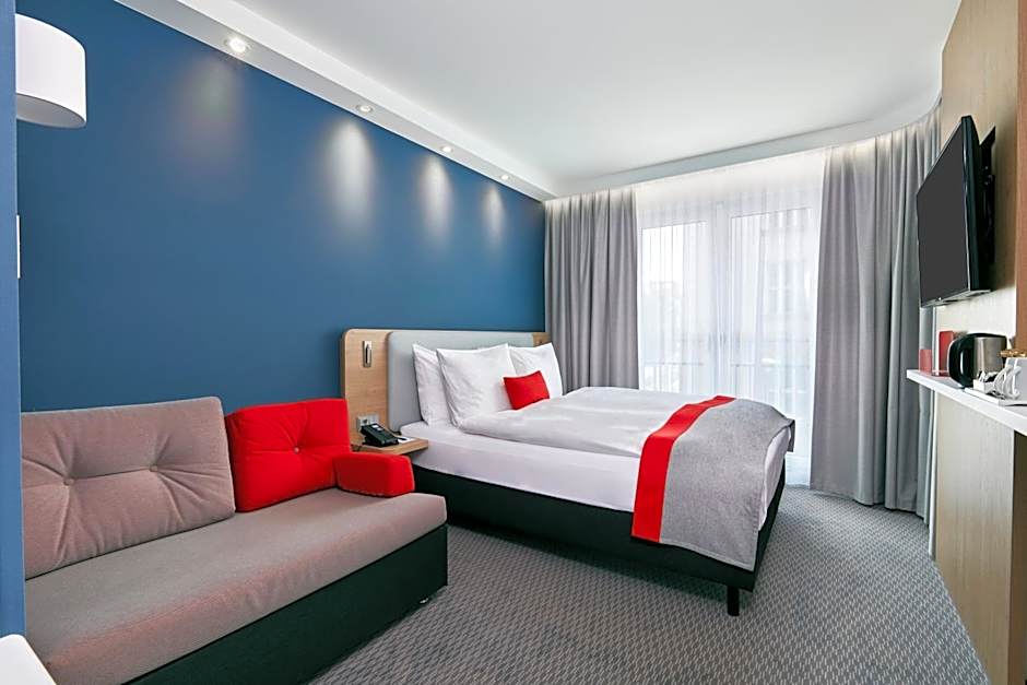 Holiday Inn Express Berlin - Alexanderplatz By IHG