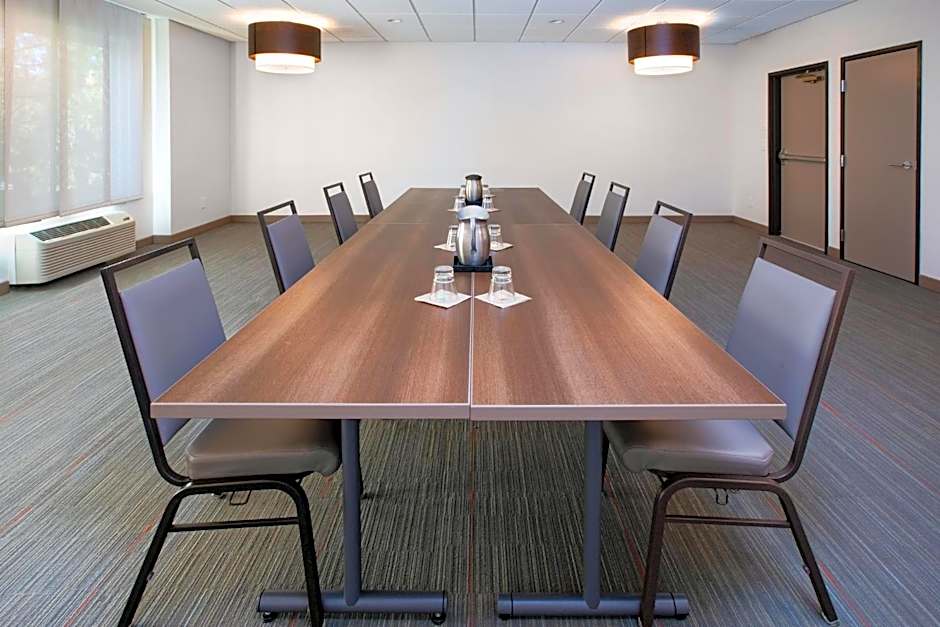 EVEN Hotel Ann Arbor S - University Area by IHG