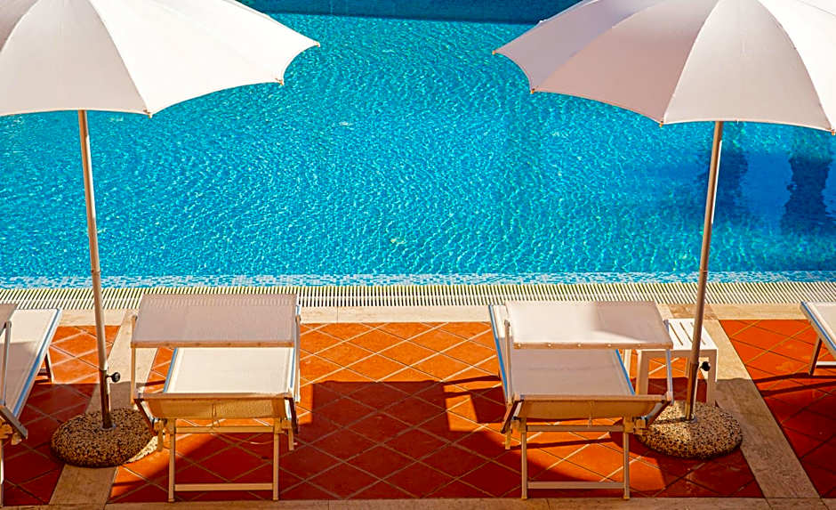 Hotel Punta Nord Est