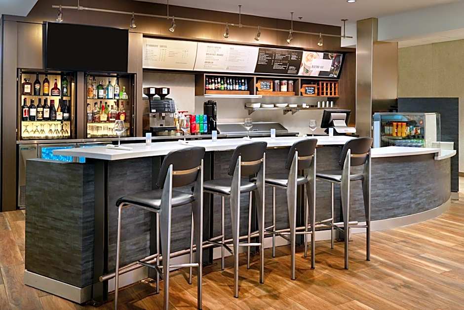 Courtyard by Marriott New Orleans Metairie