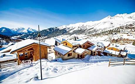 Superior Three-Bedroom Chalet (6 People)