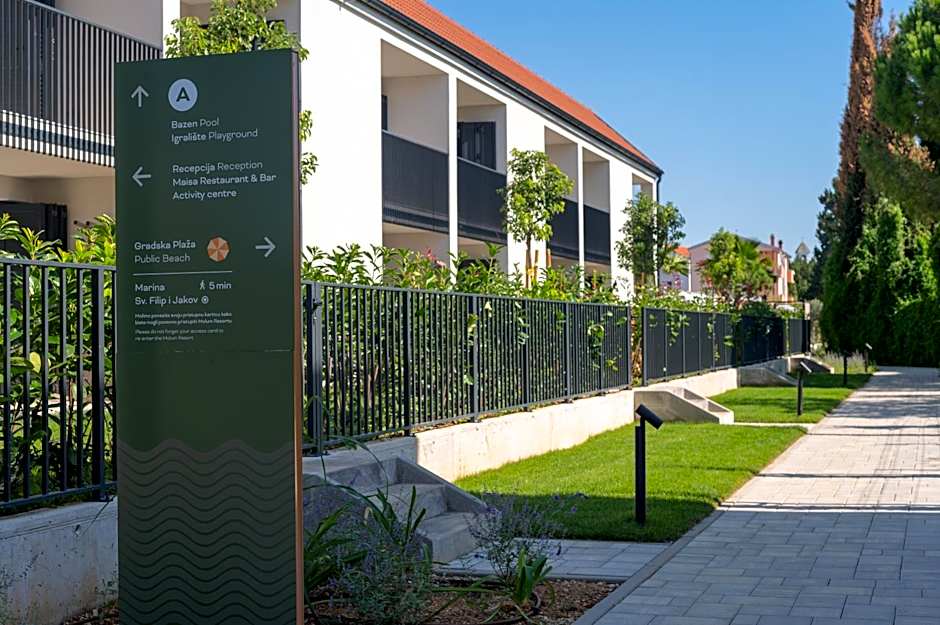 Molum Hotel & Residences