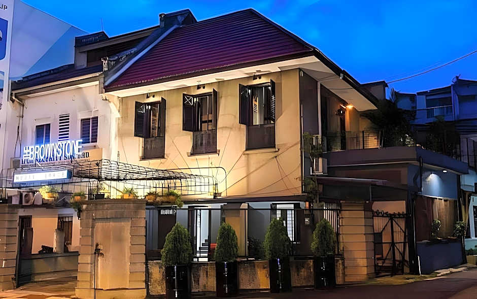 The Brownstone Hostel & Space