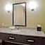 Holiday Inn Express Hotel & Suites Rogers By IHG