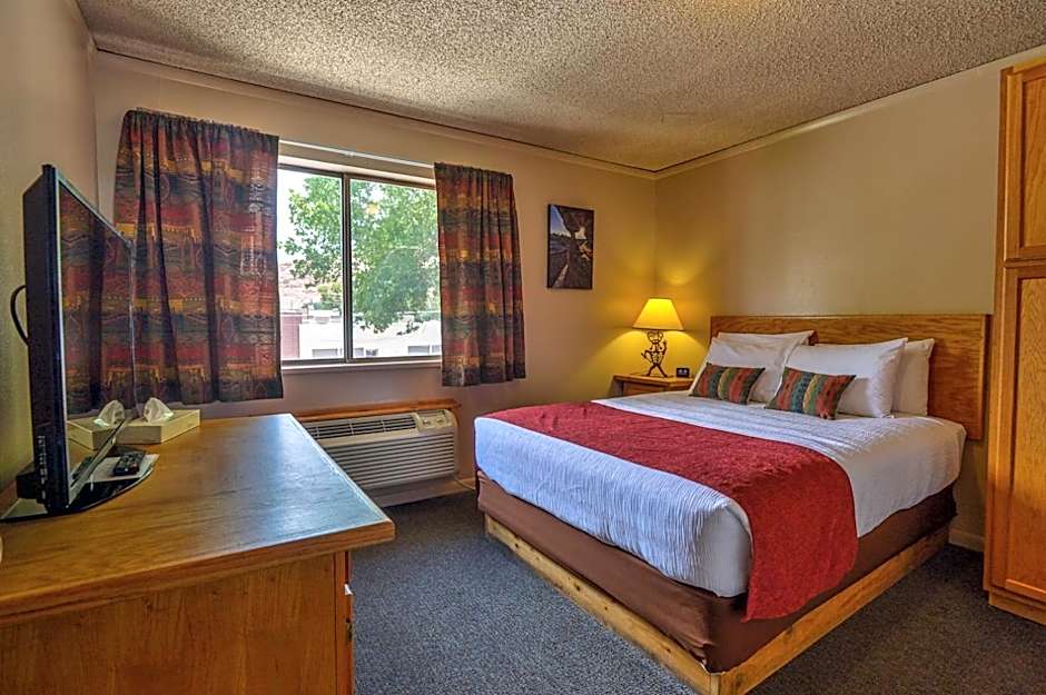 Photo 1 of 11 of 2 Bedroom Apartment