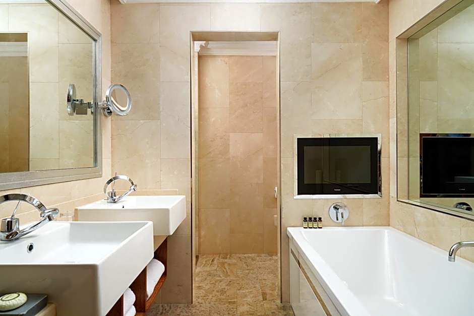 The Chelsea Harbour Hotel