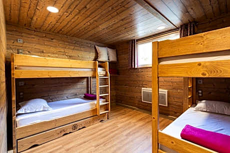 Holiday Apartment for Group (17 Adults)