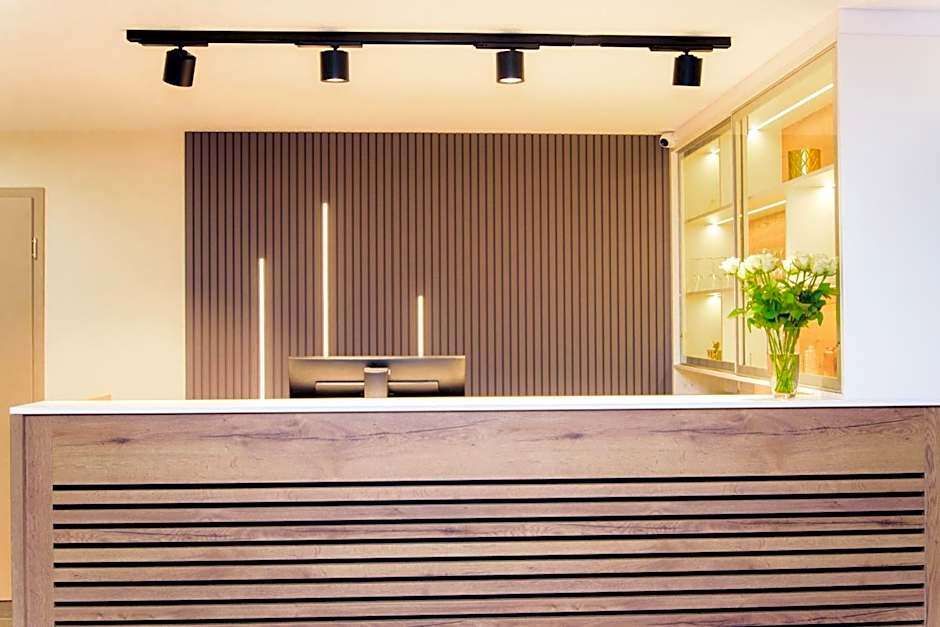 Hotel TwentyFour Living