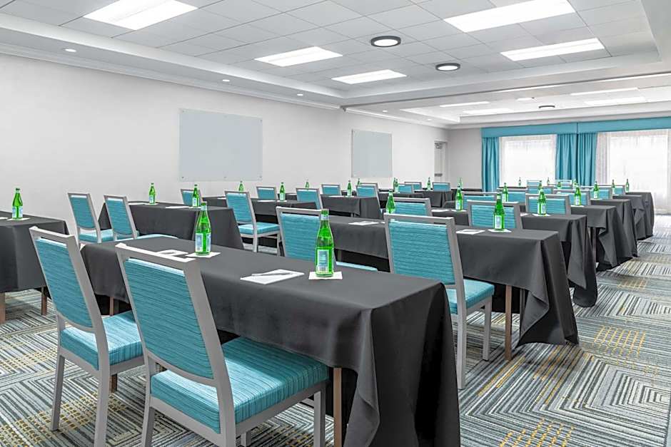Homewood Suites By Hilton Detroit/Troy