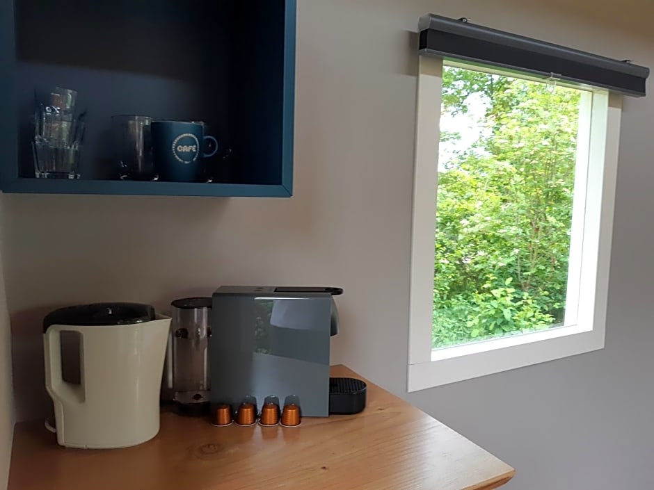 B&B Pipowagen "het Wellnesst" op Wellness Camping en B&B Stoltenborg