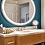 DoubleTree Suites By Hilton Naples