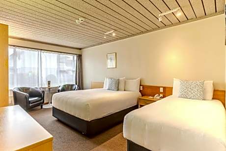 Standard Accessible 1 Double 1 Single