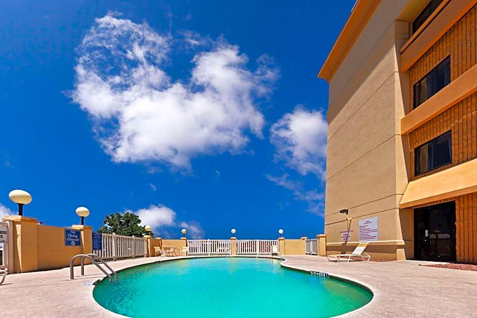 La Quinta Inn & Suites by Wyndham El Paso Bartlett