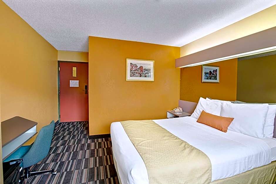 Microtel Inn & Suites By Wyndham Gatlinburg