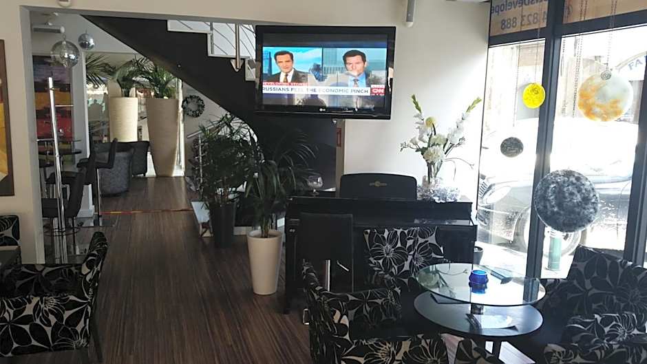 Livadhiotis City Hotel