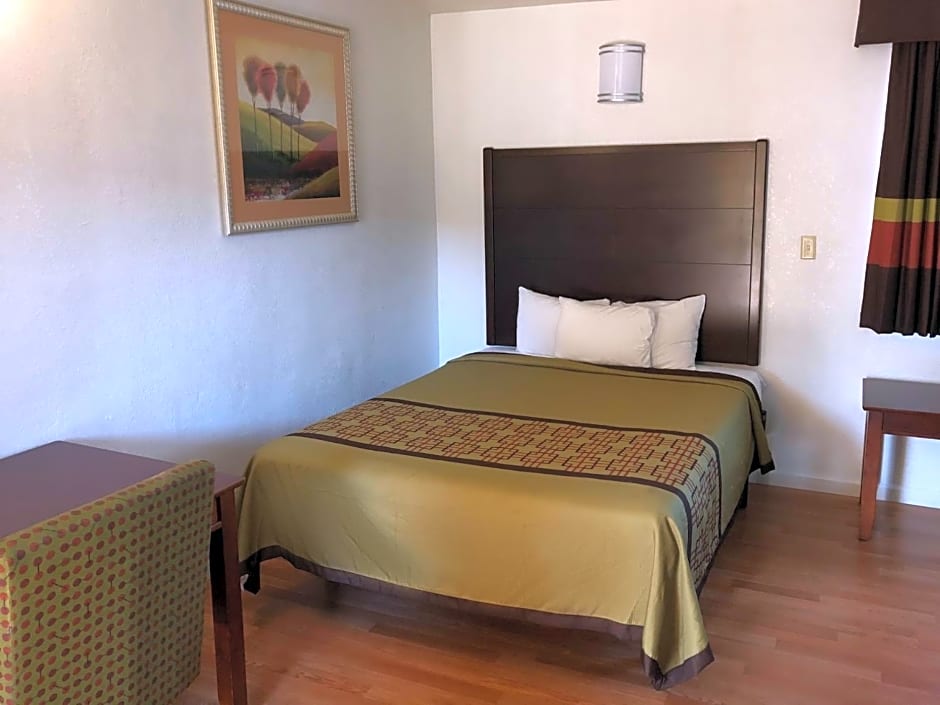Americas Best Value Inn Visalia